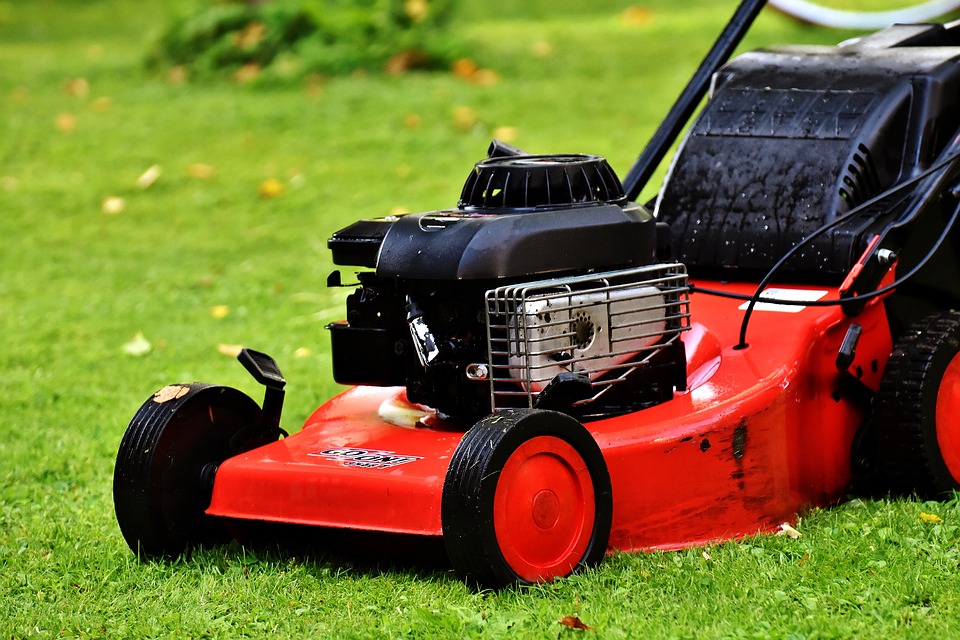 lawn-mower-2293876_960_720